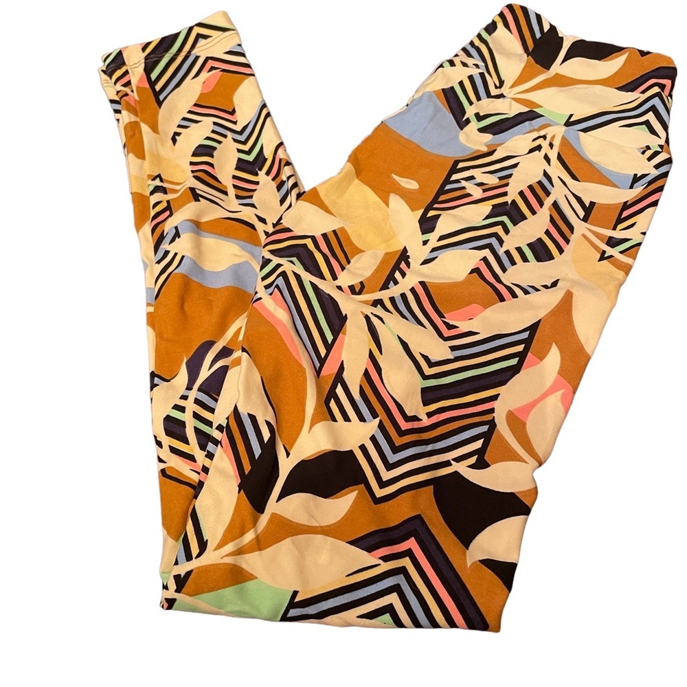 LuLaRoe Leggings, gold/beige/black green. Size OS (2-10)